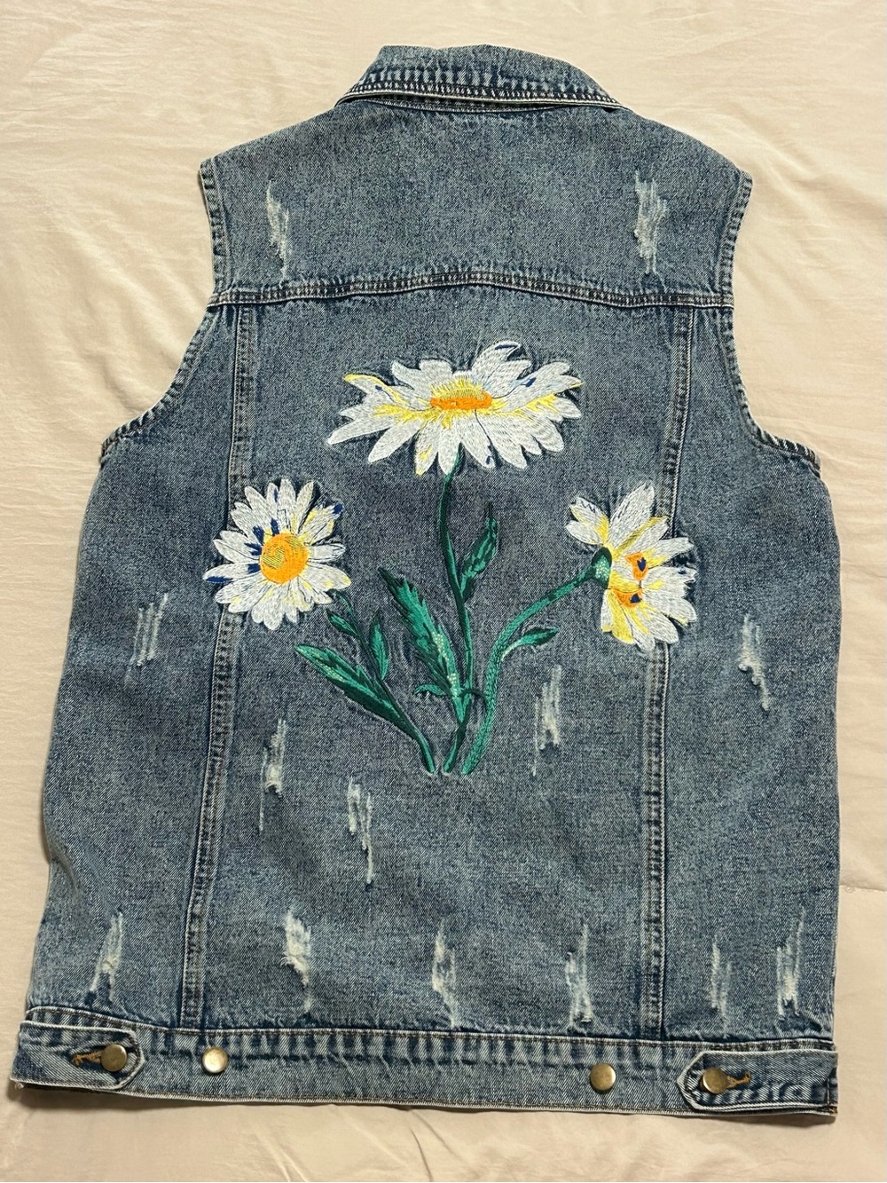 Honey Punch Distressed Acid Wash Daisy Embroidered Denim Vest Size S Boho Hippie
